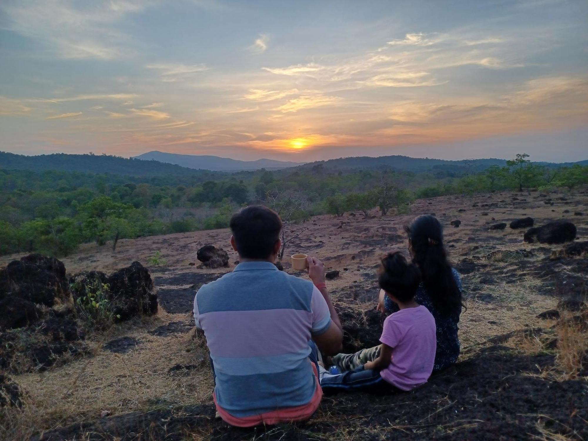 Nature'S Nest Eco Resort Goa, Near Dudhsagar Waterfalls Molem Екстер'єр фото